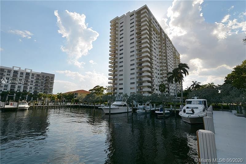 1st image of 3200 N Port Royale Dr N #2008