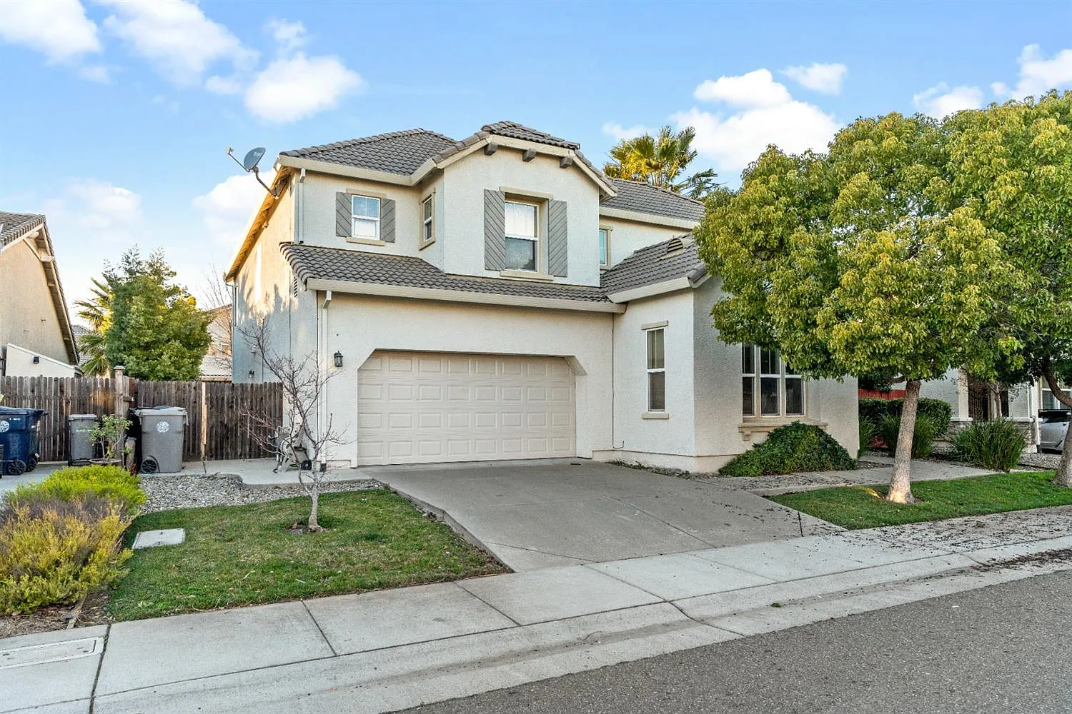 5791 Lolet Way photo 1