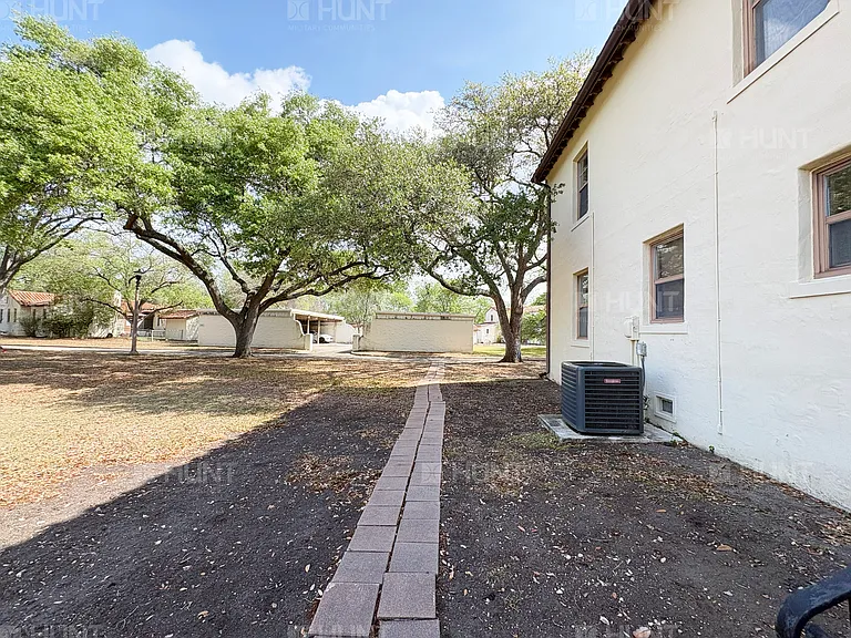 21 Inner Octagon St #635 — Photo 38