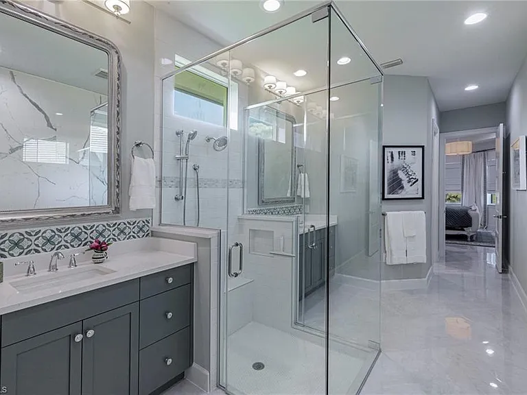 8963 Gustavia Ct — Photo 15