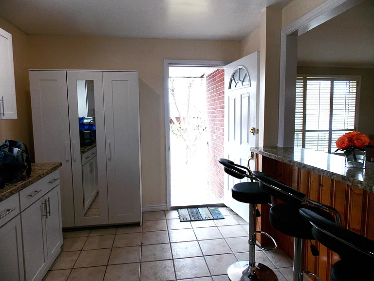 876 Reytan Blvd — Photo 7