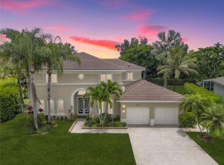 19023 SW 60th Ct, Fort Lauderdale, FL 33332