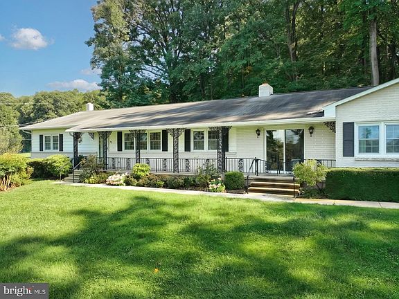 2nd image of 134 Watson Rd