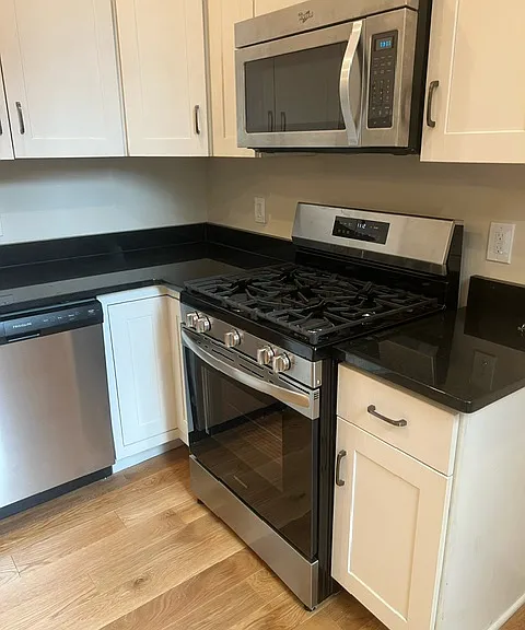 623 S 17th St #1 — Photo 8