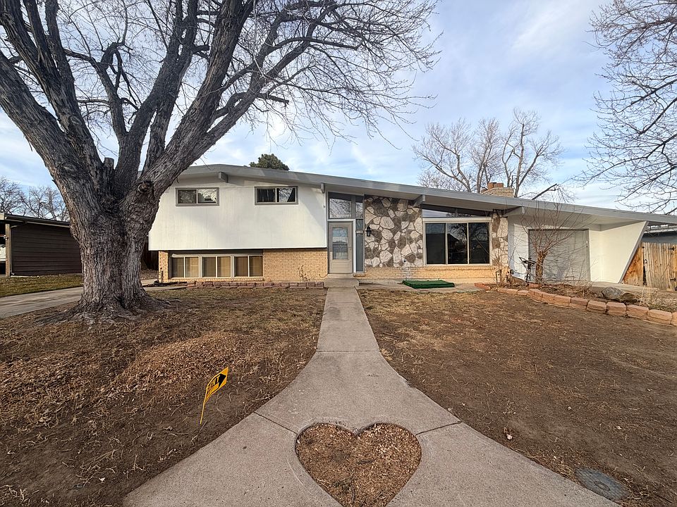 1st image of 7139 W 74th Ave