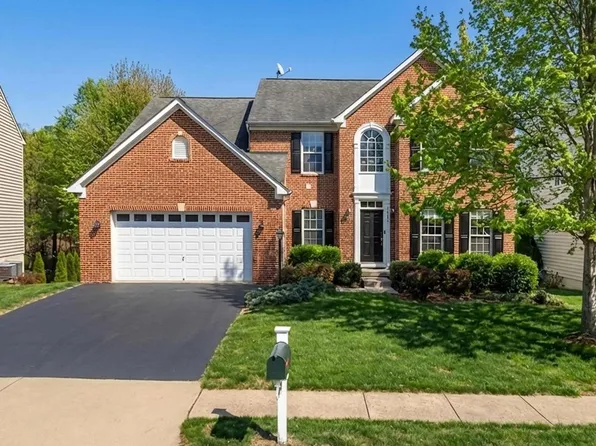 14189 Clatterbuck Loop, Gainesville, VA 20155