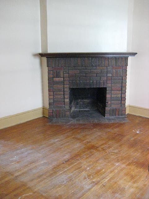 Building Photo 3