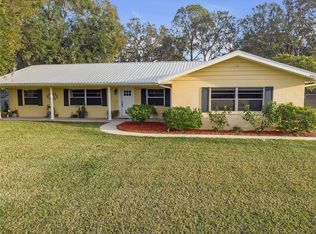 10406 Lakeshore Dr, Clermont, FL 34711
