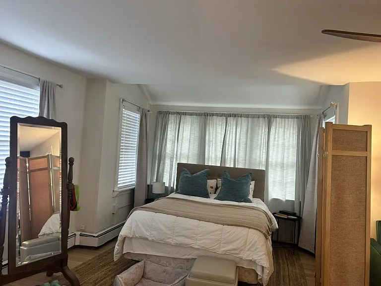 137 Tinker St #0 — Photo 16