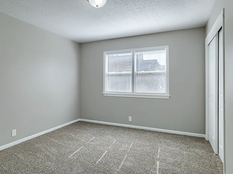 1008 S 29th St #3 — Photo 11