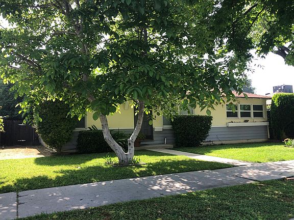 3rd image of 6616 Lindley Ave