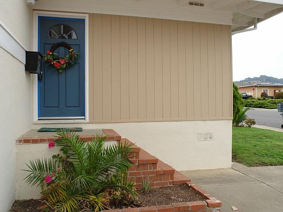 4th image of 271 Holly Ave
