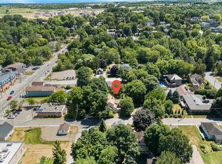2 Parsons Ave, Caledon, ON L7C1G1