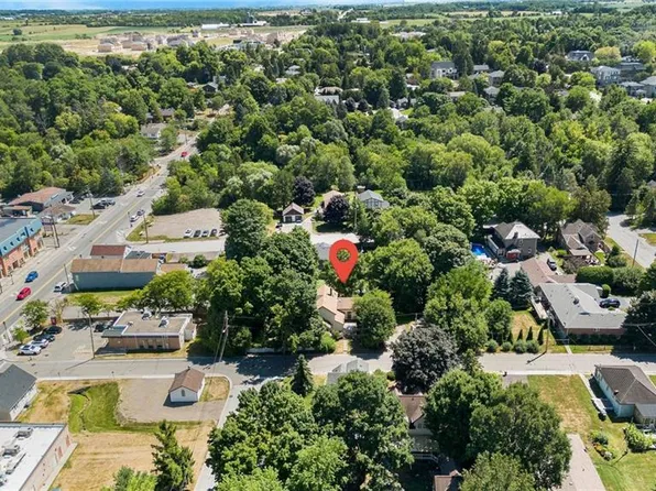 2 Parsons Ave, Caledon, ON L7C 1G1