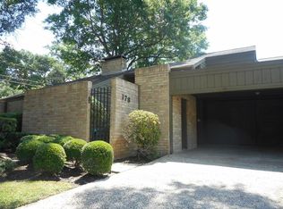 178 Old Bridge Lk, Houston, TX 77069