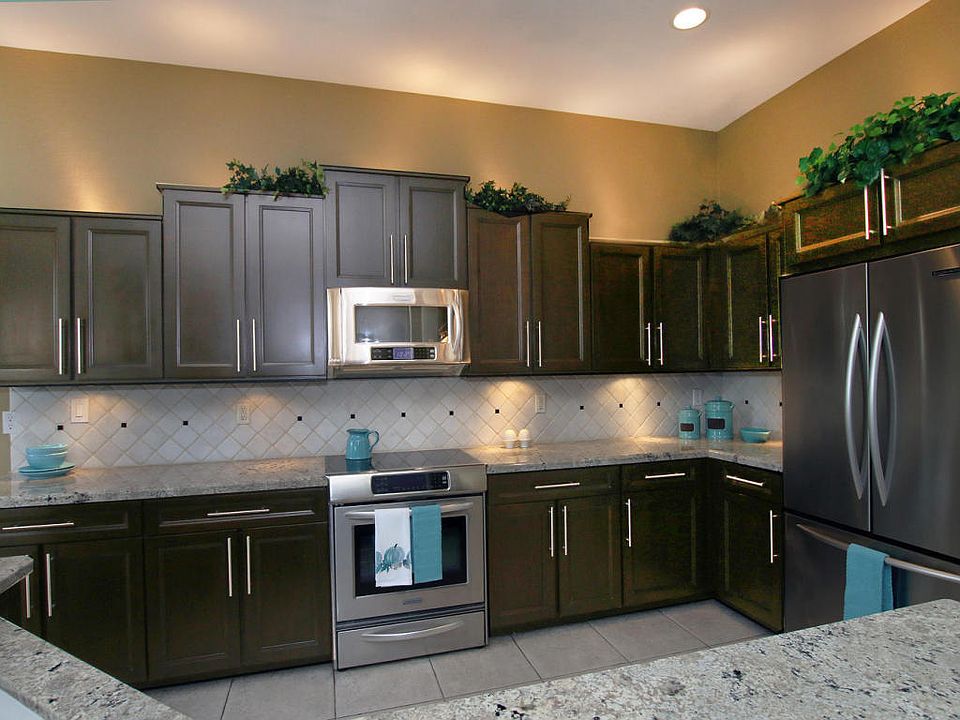 1st image of 10454 E Acoma Dr