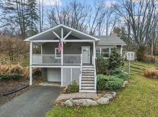 5039 Running Valley Rd, Stroudsburg, PA 18360