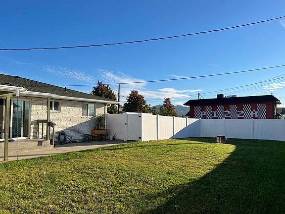 5th image of 2924 E Grace Ave Unit 2928
