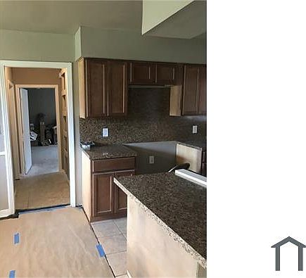 2nd image of 10407 Royal Oaks Dr