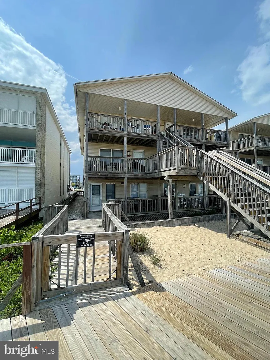 1911 Atlantic Ave #D4 photo 1