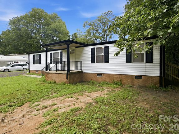 3rd image of 3250 Ole Country Ln