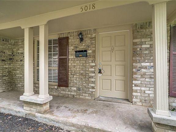 3rd image of 5018 Wildbriar Dr