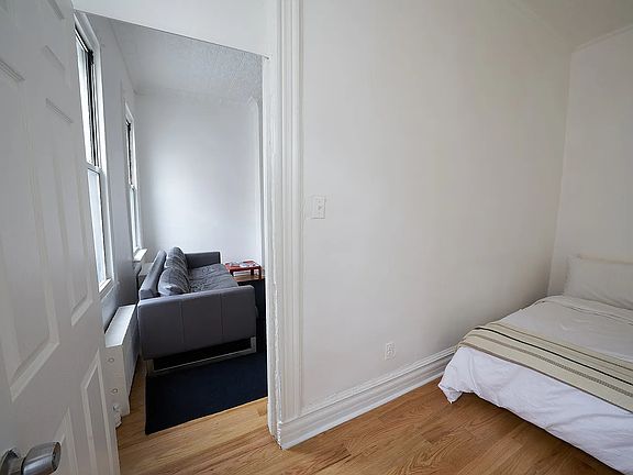 3rd image of 317 Manhattan Ave