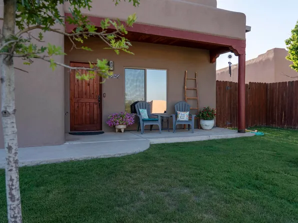 2582 Cecilia St, Silver City, NM 88061
