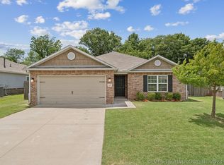 14682 S Hudson Ave, Bixby, OK 74008