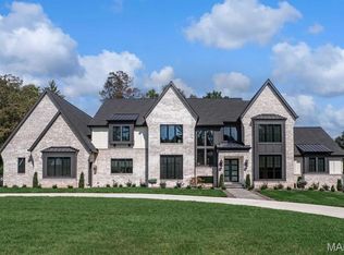 2056 N Ballas Rd, Saint Louis, MO 63131