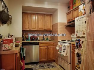 170 Winthrop St #2M, Boston, MA 02119