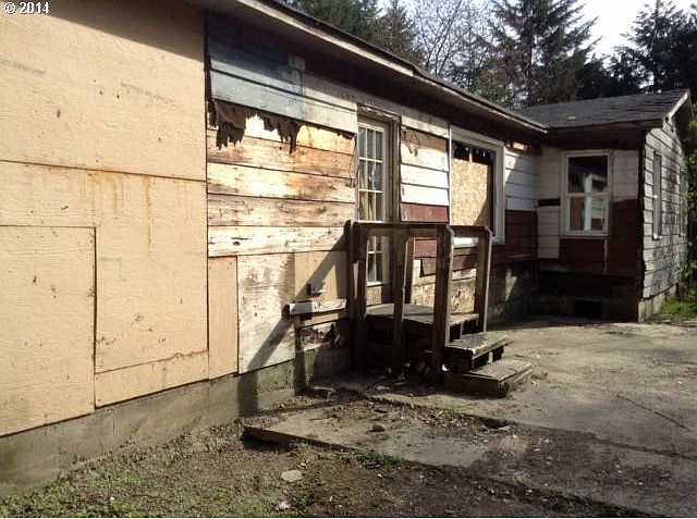 2nd image of 25470 E Hunter Rd