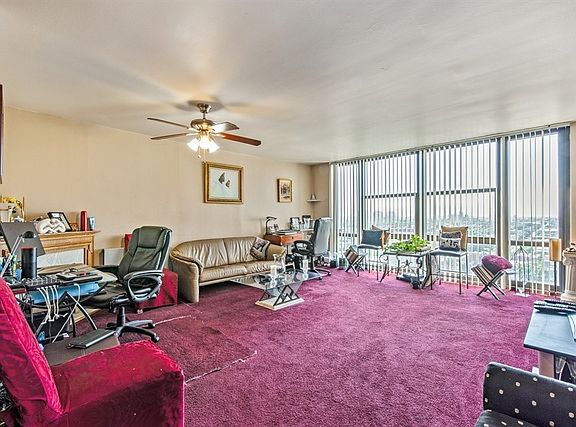 4th image of 3001 S Michigan Ave Unit 1704C