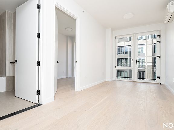 4th image of 37-25 32nd St #3M