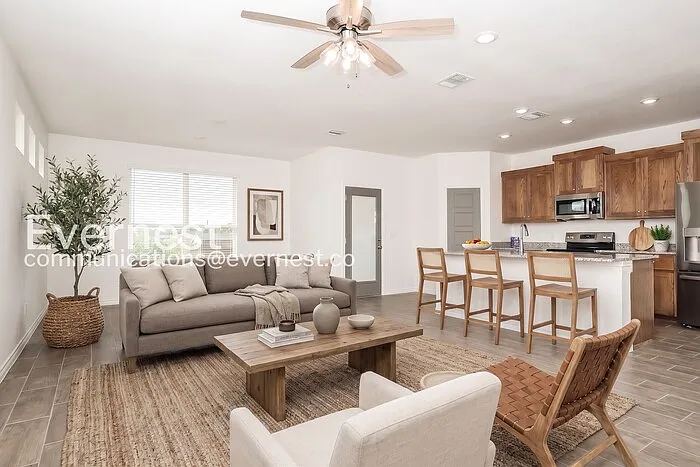 4 bed, 2.0 bath, 1752 sqft, $1,745 — Photo 3