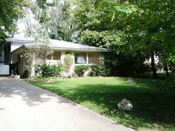 2nd image of 1171 Taylor Ave