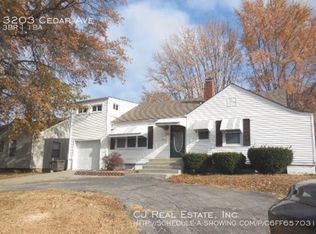 3203 S Cedar Ave, Independence, MO 64052