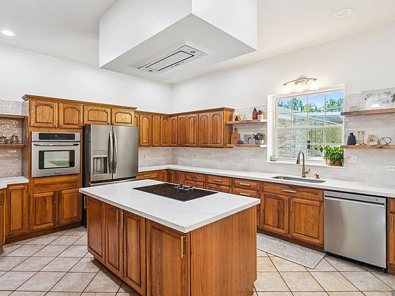 5th image of 25050 Kah Lac Rd