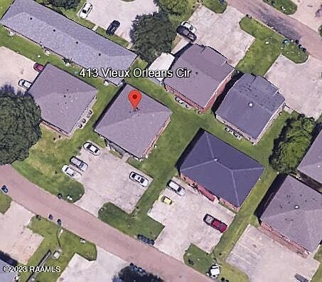 5th image of 413 Vieux Orleans Cir #1-4