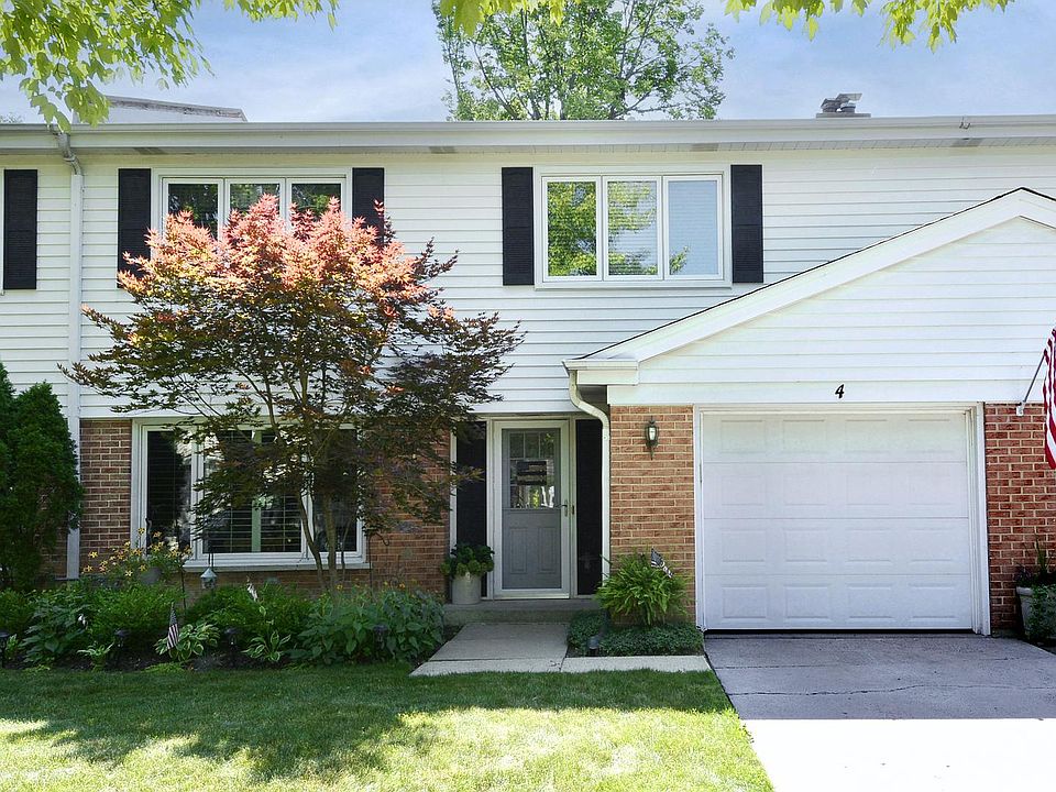 1st image of 4 S Regency Dr E