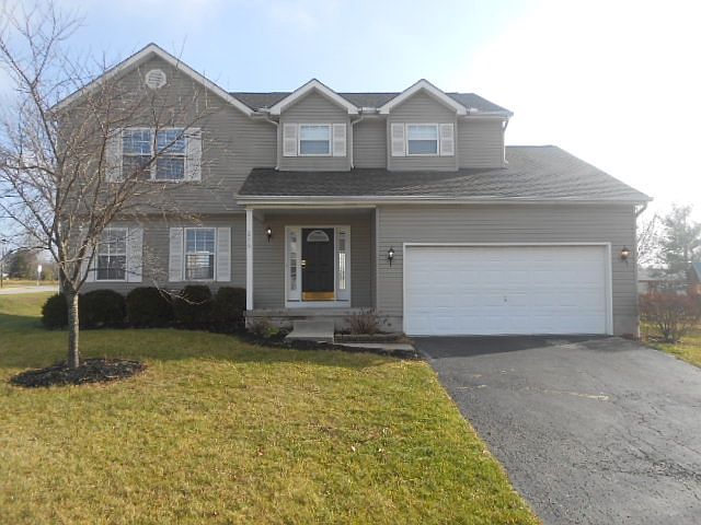 1st image of 206 Aston Ct