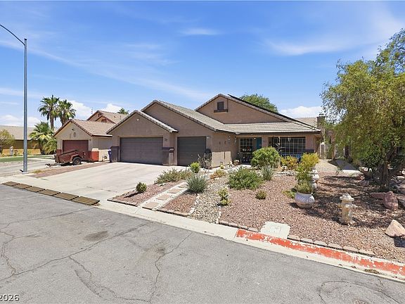 2nd image of 2730 Meadow Spring Ct