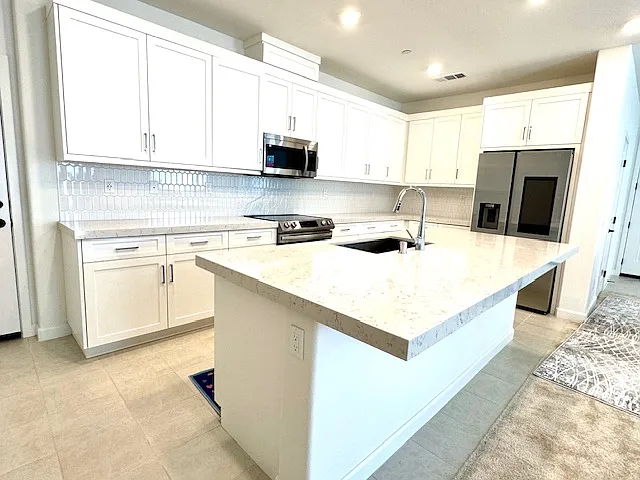 12210 Halle Way — Photo 2
