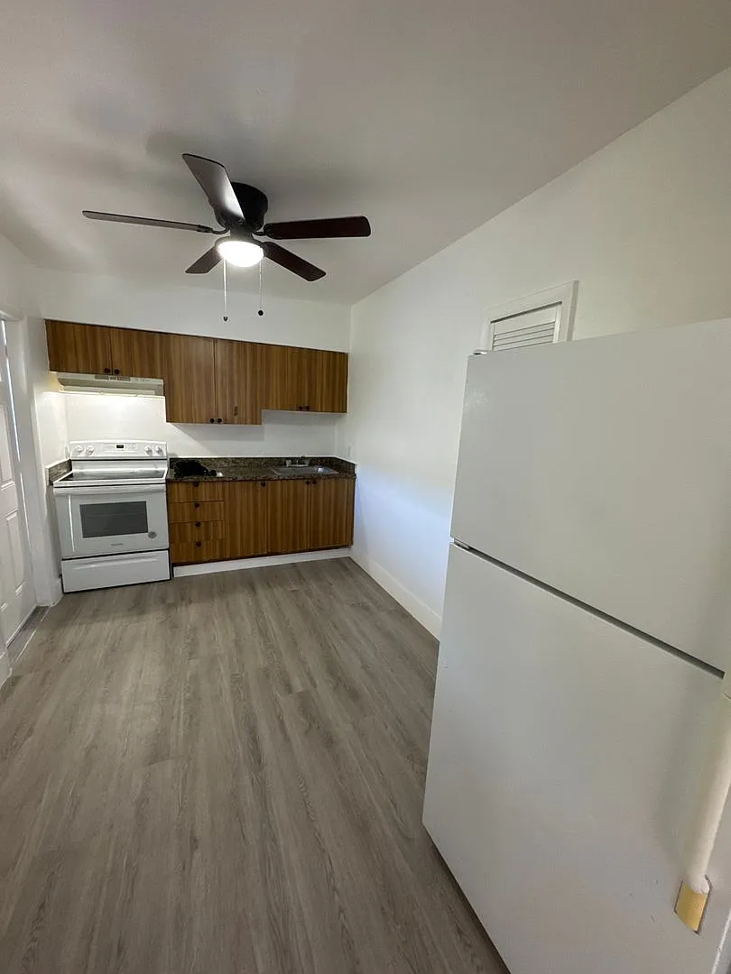 936 Sw 4th St. — Photo 3