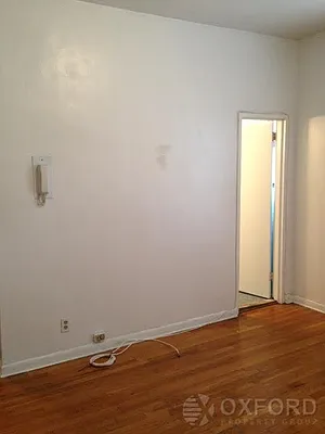 Rented by Oxford Property Group | media 30