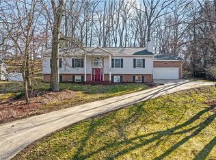 4482 Larchwood Cir NW, Canton, OH 44718