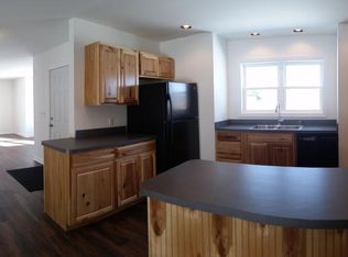 60 Drake Ave, Falling Waters, WV 25419