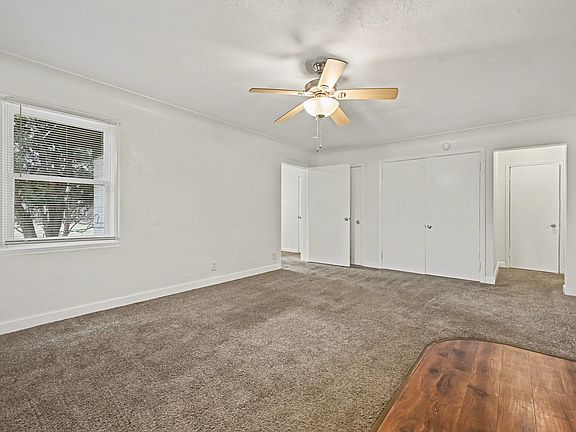 3rd image of 3511 Saratoga Ave