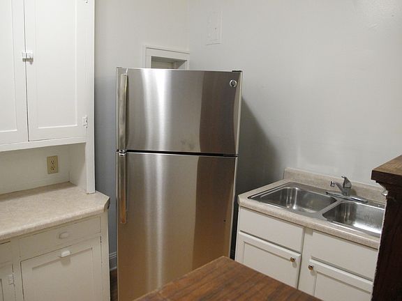 5th image of 1847 Randolph Ave APT 202