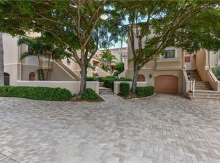 1129 Coquille St, Sarasota, FL 34242